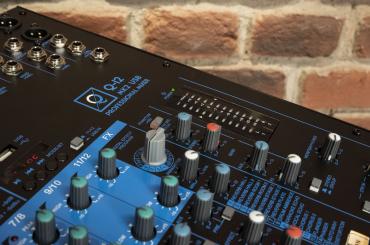 MIXER Q12 MK2 USB