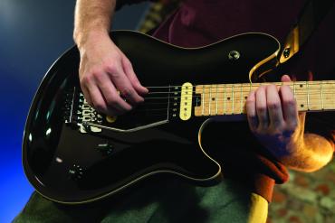 HP™2 TREMOLO DEEP BLACK