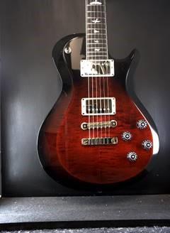 S2 SINGLECUT MCCARTY 594 SCARLET SMOKEBURST