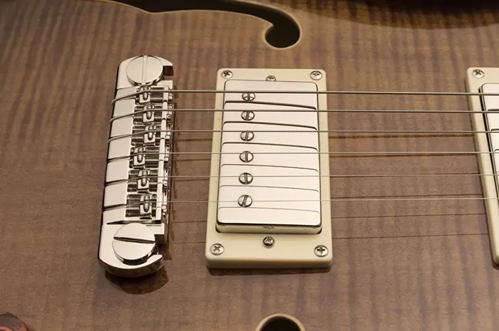 SE HB II PIEZO BLACK GOLD BURST